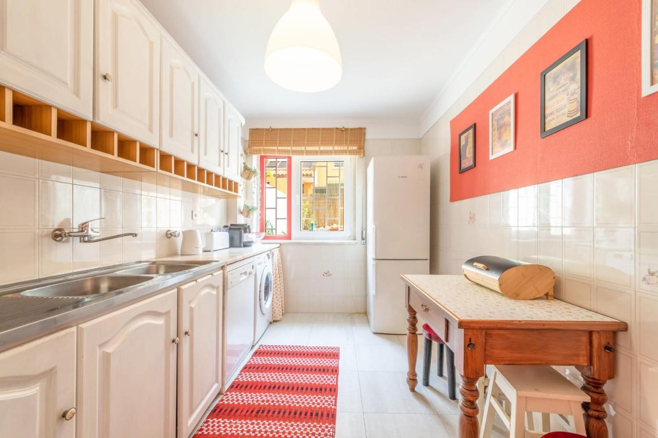 Ferienwohnung Guestready - Minimalist Downtown Apt With Terrace Carcavelos  Exterior foto